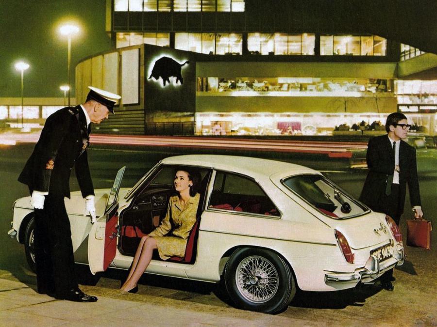  MGB GT 1965 года  (фото 3 из 4)